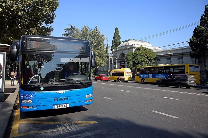 ავტობუსი