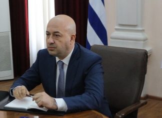 ბათუმის მერი ლაშა კომახიძე გადადგა