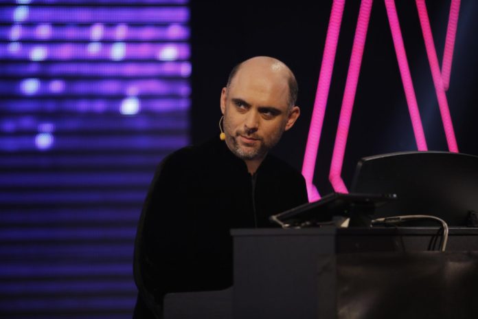 ვგმობ იმას, რაც ახლა ჩვენს თავს ხდება, ვგმობ და წინააღმდეგობას ვუცხადებ კანონს – ნიკოლოზ რაჭველი