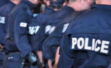 მოქმედი პოლიციელი ყაჩაღობის ბრალდებით დააკავეს