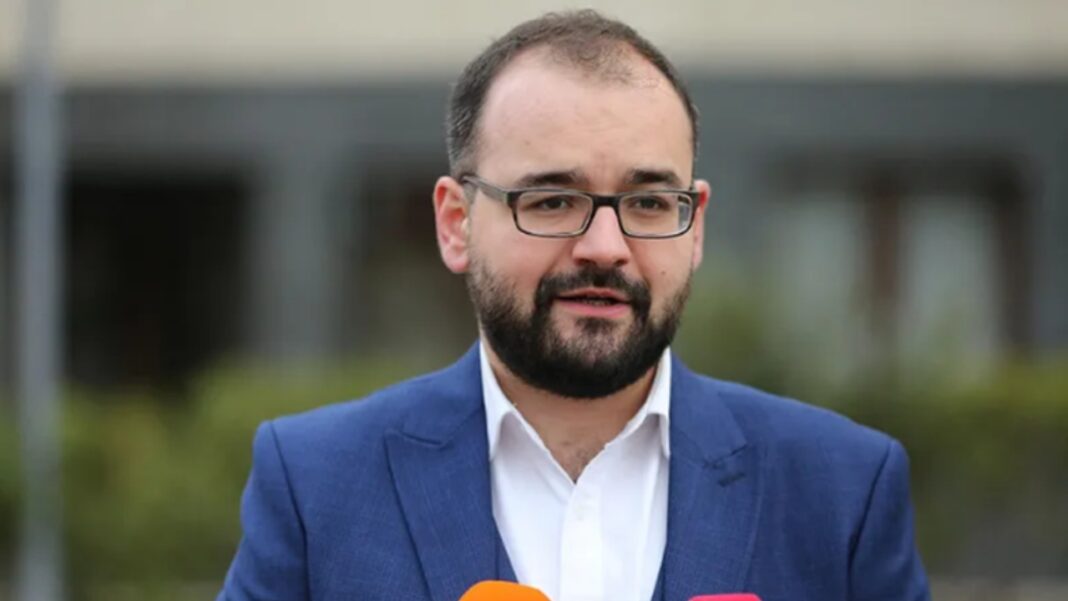 Untitled-design-2-2.jpg-2