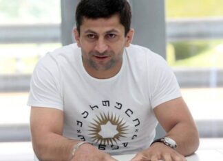 იარაღის უკანონო შენახვა-ტარების ბრალდებით დააკავეს ზურაბ ზვიადაური