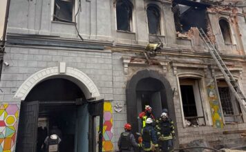 რუსეთმა ხერსონის ოლქი დაბომბა  – არიან დაღუპულები და დაშავებულები