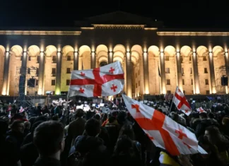 სახის ნიღბით დაფარვა, გზის გადაკეტვა..- „ოცნება“ აქციებთან დაკავშირებით კანონმდებლობას ამკაცრებს