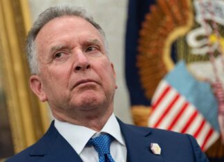 უიტკოფი კონკრეტულ რჩევებს აძლევდა კრემლს, თუ რაზე და როგორ ესაუბრა პუტინს ტრამპთან – BLOOMBERG