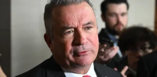 მისი ნდობა არ შეიძლება!უიტკოფი თანამდებობიდან უნდა გათავისუფლდეს – კონგრესმენი ბეიკონი