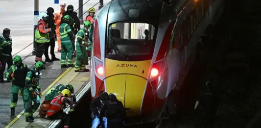 თავდასხმა ინგლისში მატარებელში: 10 დაჭრილი, მათგან ცხრა — მძიმედ