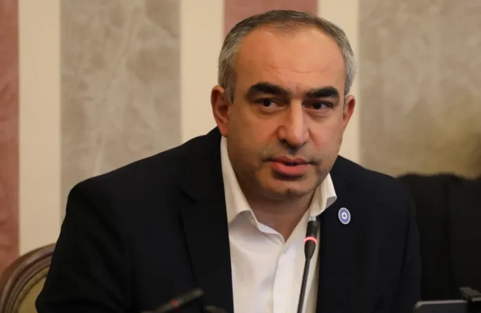 სუს-მა მერაბიშვილი და სააკაშვილი უნდა დაკითხოს – ბოჟაძე BBC-ს გამოძიებაზე