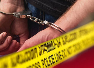 მარნეულში გზის გაყვანისას რკინის მილი მოქალაქეს დაეცა და გარდაიცვალა – დააკავეს 1 პირი