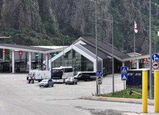 მოვუწოდებთ მოქალაქეებს, რომლებიც საქართველოში მოგზაურობას გეგმავენ, კარგად დაფიქრდნენ შესაძლო რისკებზე – რუსეთი