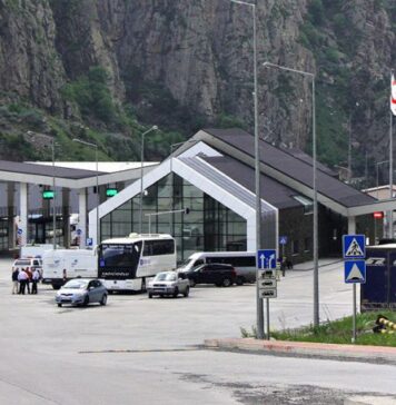 მოვუწოდებთ მოქალაქეებს, რომლებიც საქართველოში მოგზაურობას გეგმავენ, კარგად დაფიქრდნენ შესაძლო რისკებზე – რუსეთი