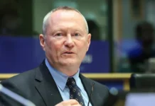 მივმართავ პარლამენტს, არ მიიღოს ეს ცვლილება – კომისარი მაიკლ ო’ფლაერტი გრანტების კანონზე