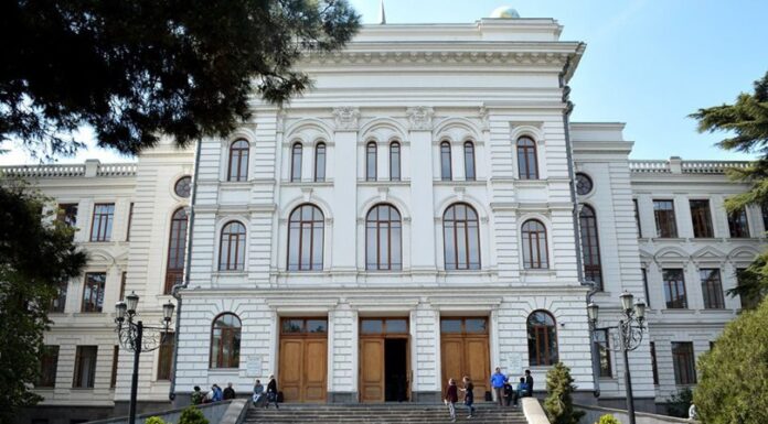 62 პროფესორიდან არცერთი ეთანხმება უნივერსიტეტების გაერთიანების იდეას – თსუ-ს სოც.პოლი