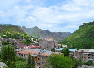 სომხეთი უარყოფს ცნობებს, საქართველოსთვის “სოფლის გადაცემაზე”