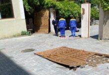 საპატრიარქოს ეზოში მანქანა შევარდა, რომელმაც ჭიშკარი მოგლიჯა