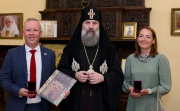 “შეხვედრა გულთბილ და მეგობრულ ვითარებაში წარიმართა” – შიო III საქართველოში დიდი ბრიტანეთის ელჩს შეხვდა