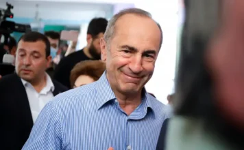 სომხეთის ყოფილ პრეზიდენტ კოჩარიანს ქვეყნიდან გასვლის უფლება არ მისცეს